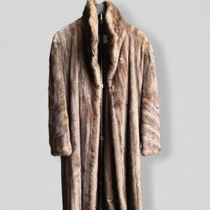Elegant vintage full-length mink fur coat by Philip Schiller Furs,